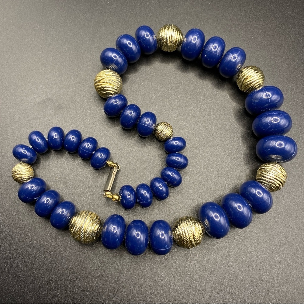 Vintage Chunky Blue Lucite & Gold Tone Bead Necklace